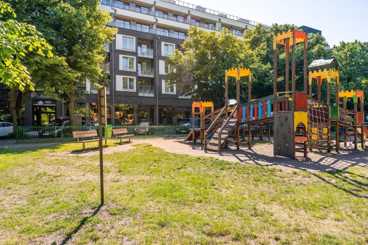 Ferienwohnung Nadmorskie Tarasy Kolberg Exterior foto